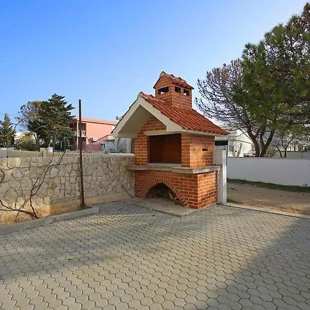 Apartments Tina P Vir Exterior photo